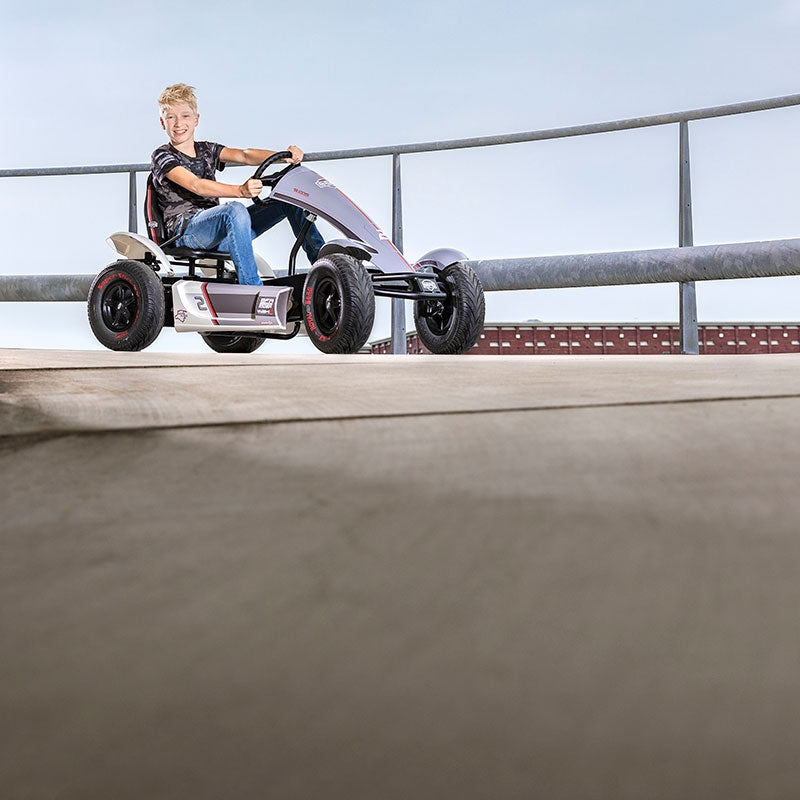 BERG Race GTS BFR full spec. Adds front mud guards