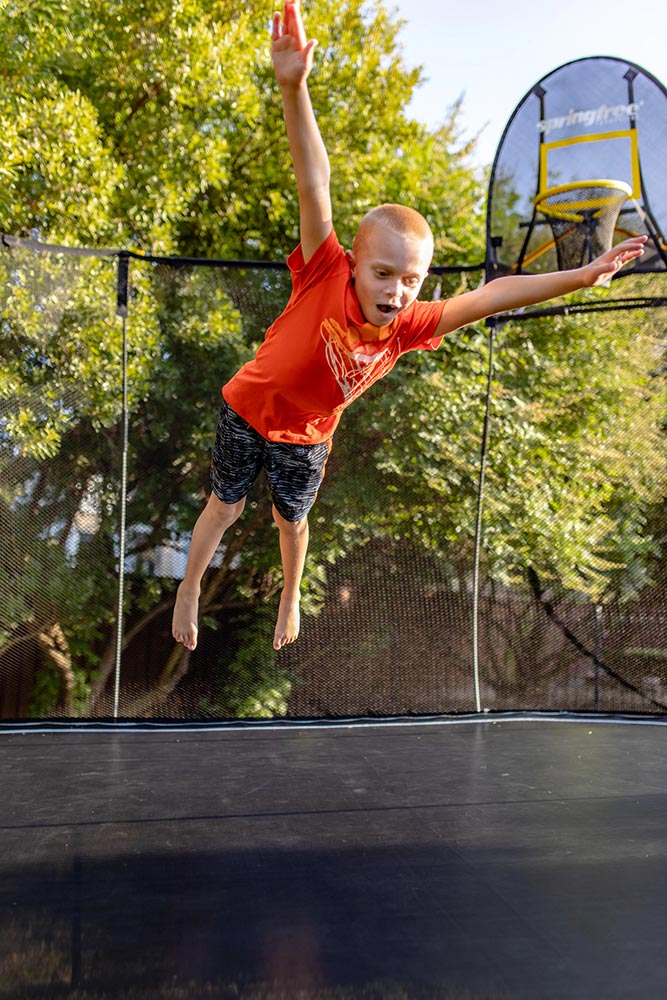 Springfree 6x9ft Compact Oval Trampoline