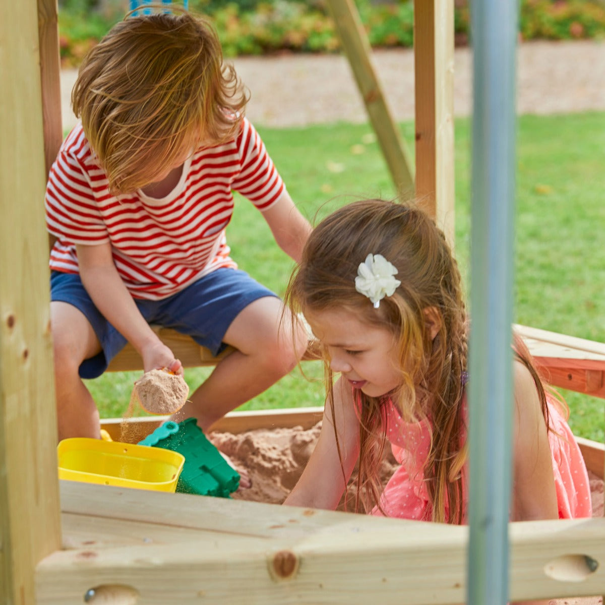 tp Castlewood Ludlow Wooden Climbing Frame with Single Swing Arm and Slide - 5021854934018