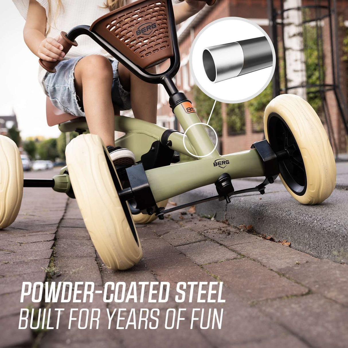 BERG Buzzy Retro Green - PRE ORDER