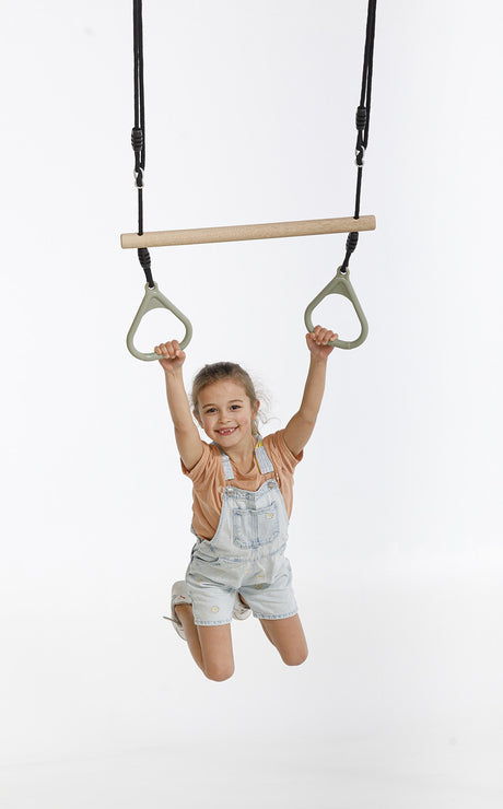 Wooden Ring Trapeze with Plastic Gym Rings - Pastel Green