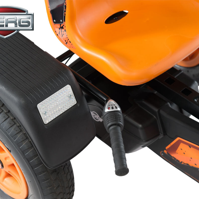  Swing axle and FREE Passenger seat.  Suitable from 5 years to adult.