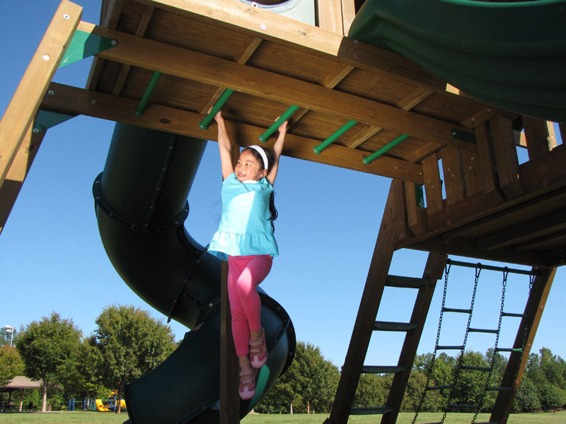  cargo climber and the big 9ft high swing section.  This set is for the biggest kids... yes mums and dads are welcome.