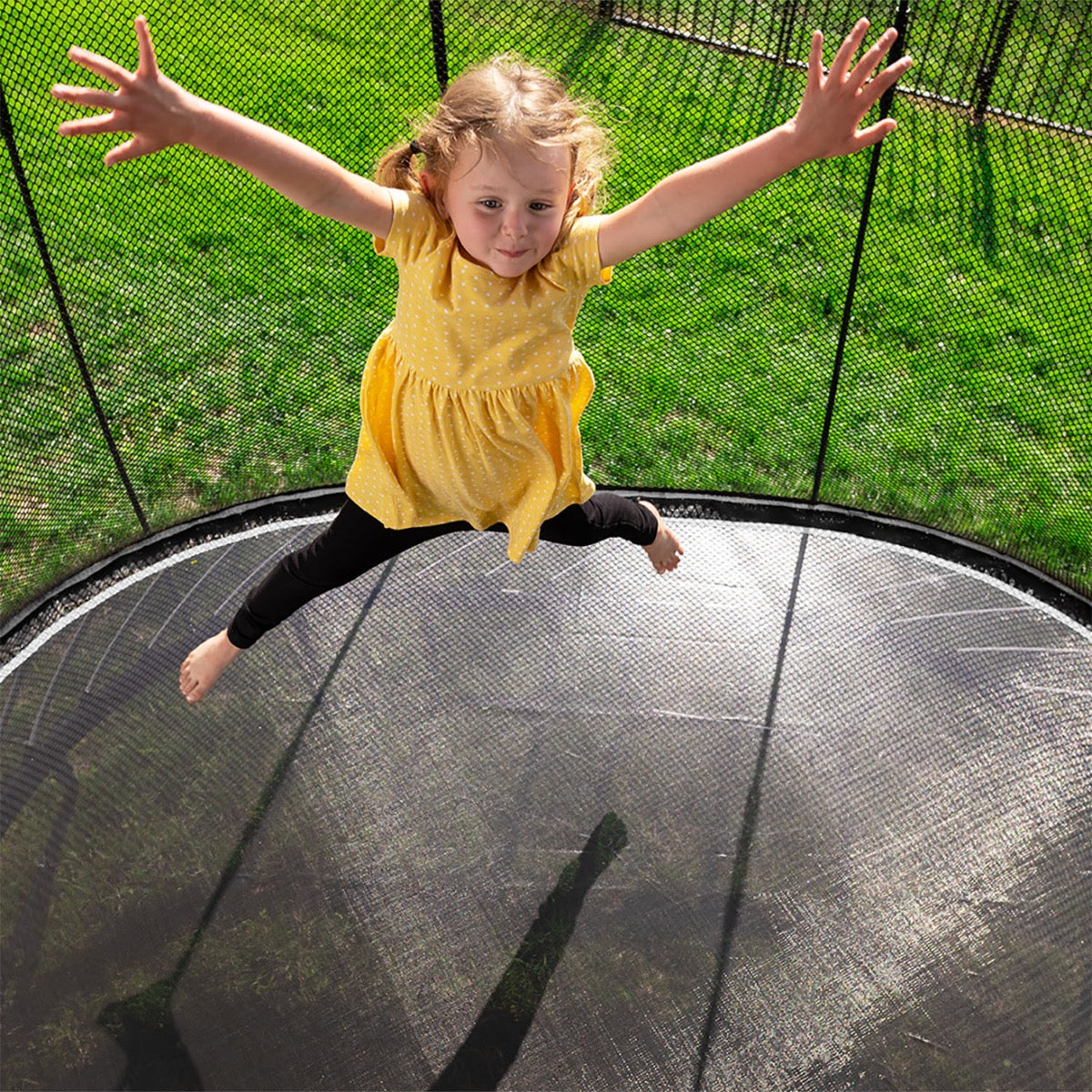 Springfree 6x9ft Compact Oval Trampoline