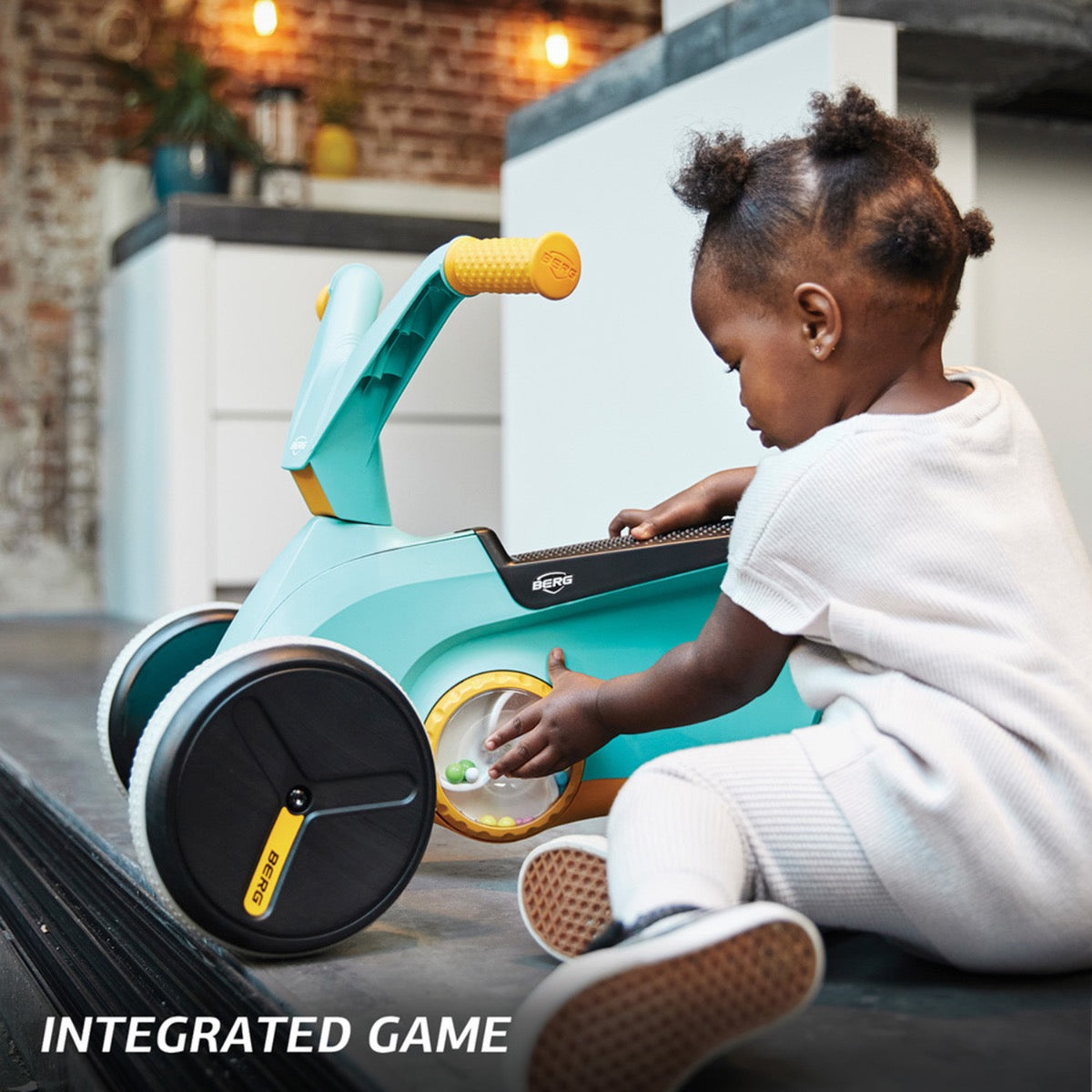 BERG foot-to-floor car GO Turquoise
