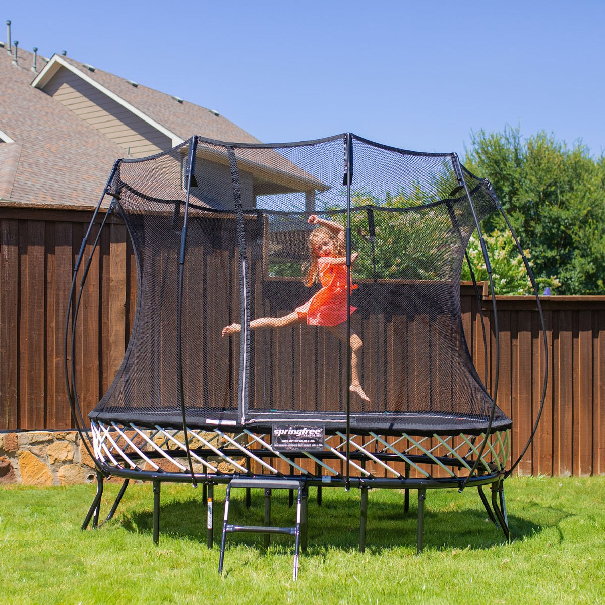Springfree 6x9ft Compact Oval Trampoline