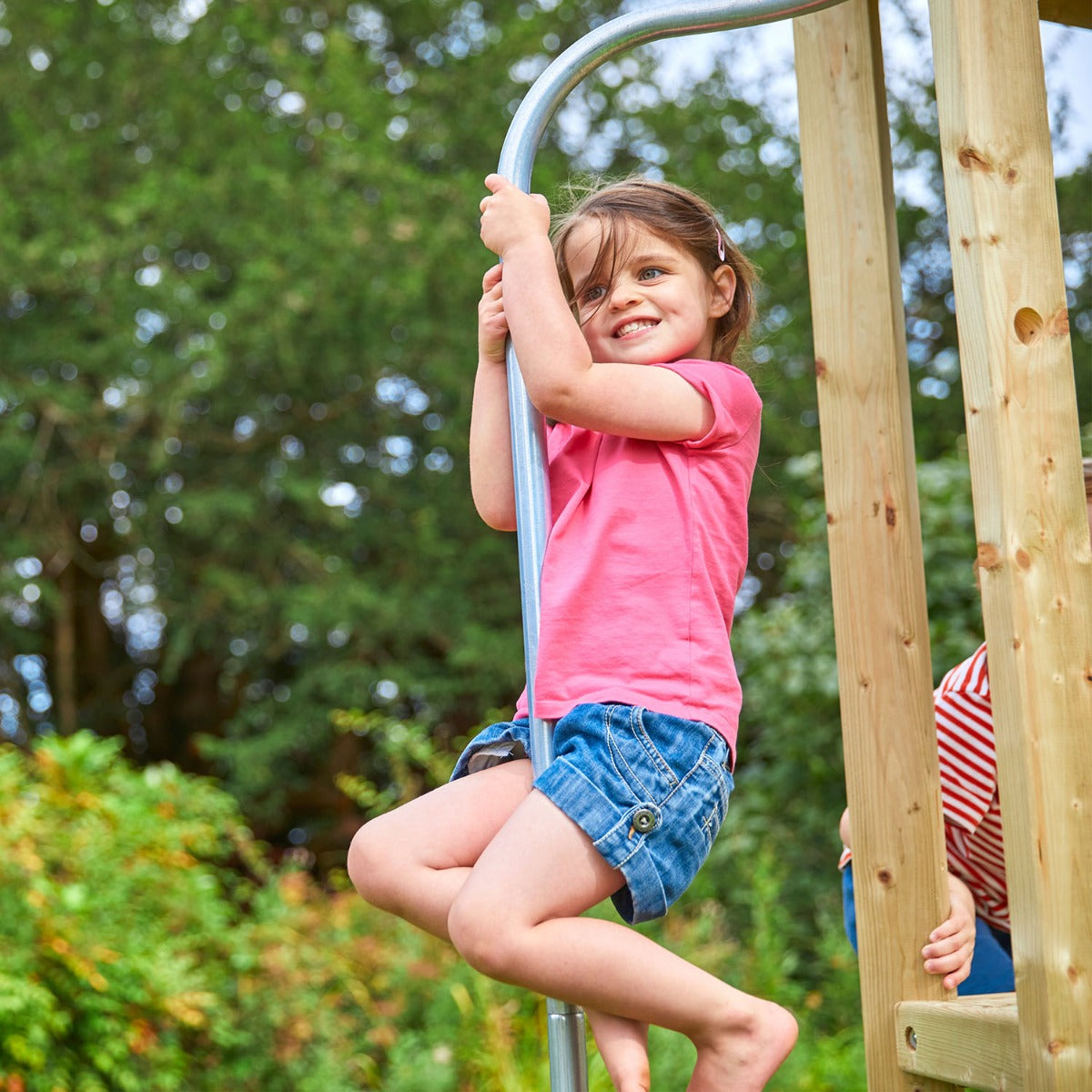 tp Castlewood Ludlow Wooden Climbing Frame with Single Swing Arm and Slide - 5021854934018