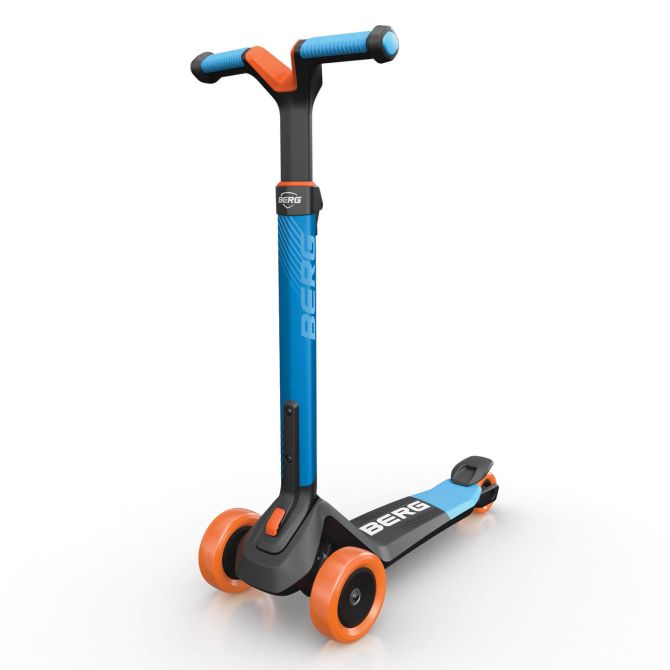 Razor scooter hotsell 3 wheels