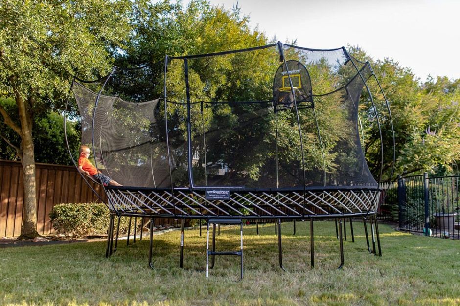 Springfree trampoline in ground outlet